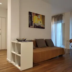 Sevi Modern , Bari Italien